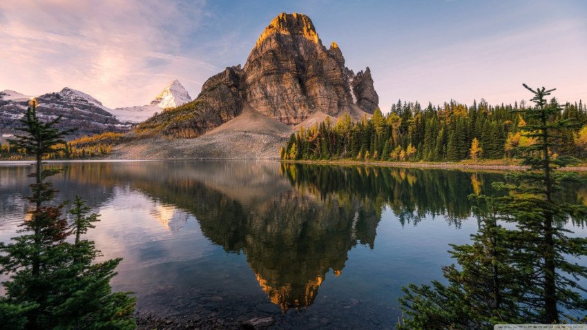 Mountain reflected in lake wallpaper 1366x768